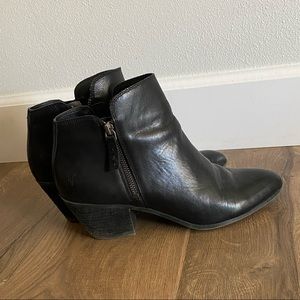 Frye Judith Zip Booties - Leather